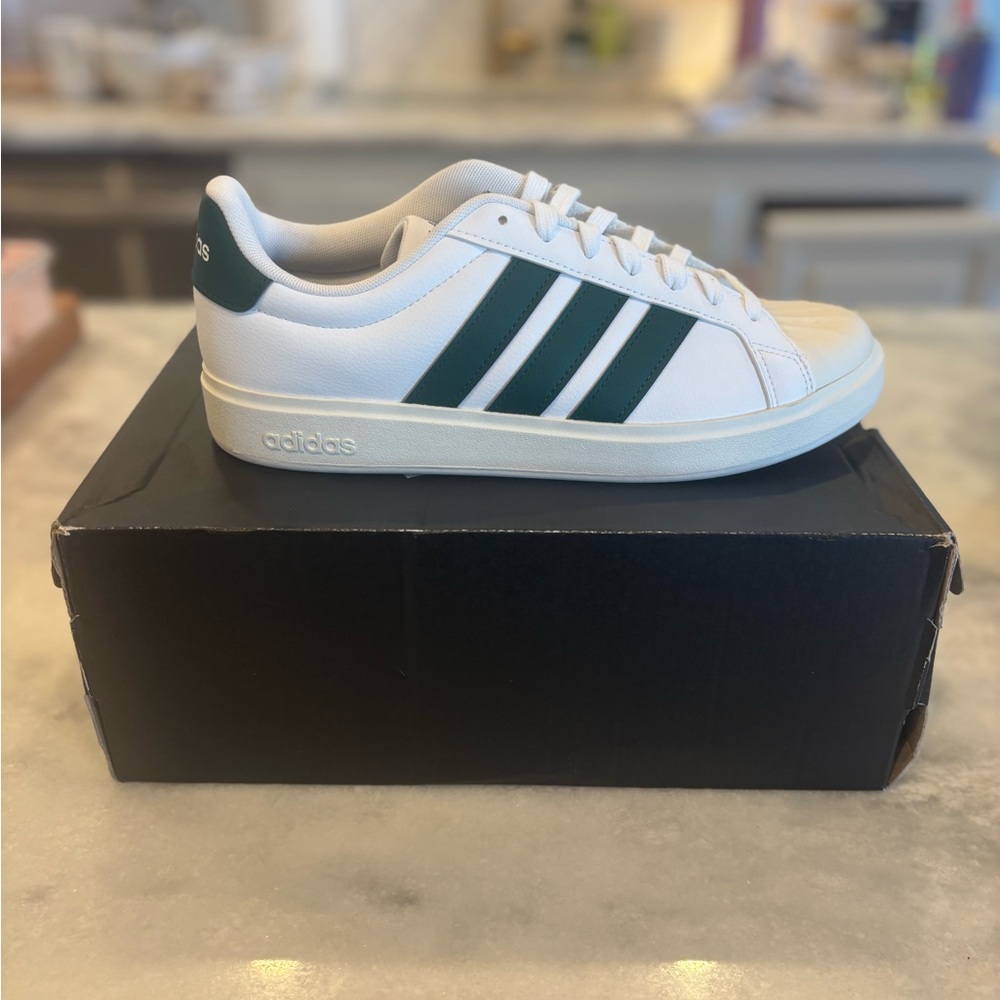Adidas STREETTALK new in box with tags